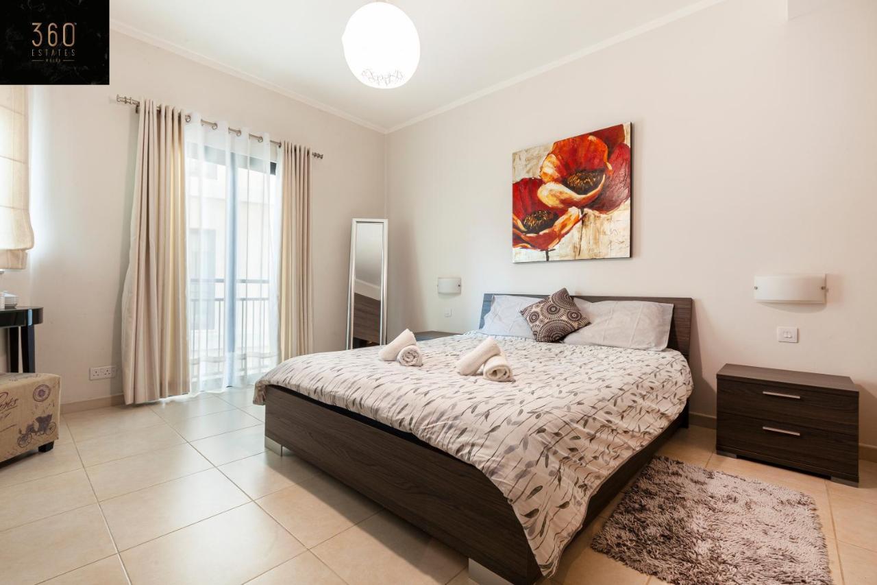 Apartamento Pender Lux Complex - 3Br Unit With Private Parking By 360 Estates San Julián Exterior foto